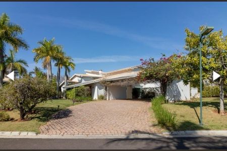 Casa de condomínio à venda com 732m², 4 quartos e 6 vagas Casa de condomínio à venda com 732m², 4 quartos e 6 vagasFoto 07