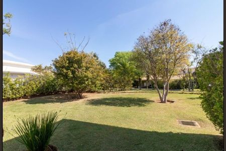 Casa de condomínio à venda com 732m², 4 quartos e 6 vagas Casa de condomínio à venda com 732m², 4 quartos e 6 vagasFoto 27