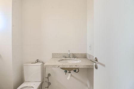 Apartamento à venda com 118m², 3 quartos e 3 vagasBanheiro da Suíte 1