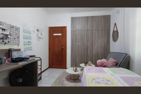 Casa à venda com 244m², 3 quartos e 3 vagasFoto 12
