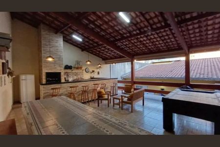 Casa à venda com 244m², 3 quartos e 3 vagasFoto 15