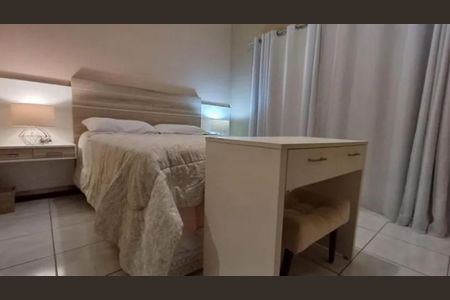 Casa à venda com 244m², 3 quartos e 3 vagasFoto 11