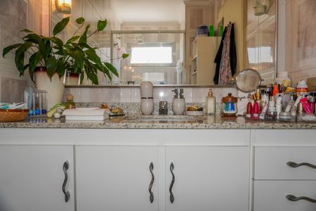 Apartamento à venda com 117m², 2 quartos e 1 vaga Apartamento à venda com 117m², 2 quartos e 1 vagaBanheiro/Suíte