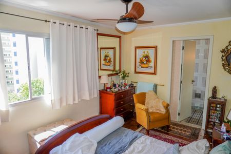 Apartamento à venda com 117m², 2 quartos e 1 vaga Apartamento à venda com 117m², 2 quartos e 1 vagaSuíte