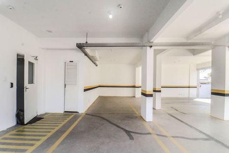 Apartamento à venda com 118m², 3 quartos e 4 vagas Apartamento à venda com 118m², 3 quartos e 4 vagasGaragem