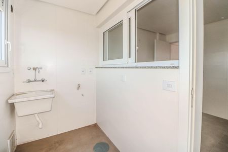 Apartamento à venda com 118m², 3 quartos e 4 vagas Apartamento à venda com 118m², 3 quartos e 4 vagasÁrea de Serviço