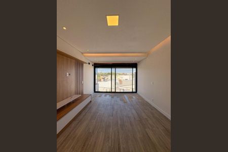 Casa de condomínio à venda com 481m², 4 quartos e 4 vagas Casa de condomínio à venda com 481m², 4 quartos e 4 vagasFoto 30