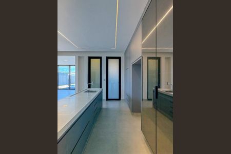 Casa de condomínio à venda com 481m², 4 quartos e 4 vagas Casa de condomínio à venda com 481m², 4 quartos e 4 vagasFoto 12