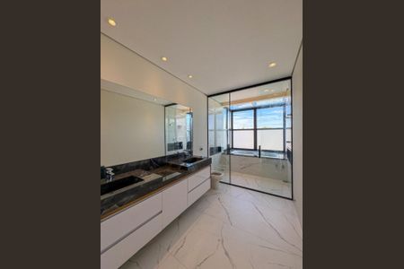 Casa de condomínio à venda com 481m², 4 quartos e 4 vagas Casa de condomínio à venda com 481m², 4 quartos e 4 vagasFoto 33