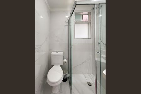 Apartamento à venda com 68m², 3 quartos e 1 vaga Apartamento à venda com 68m², 3 quartos e 1 vagaBanheiro Social