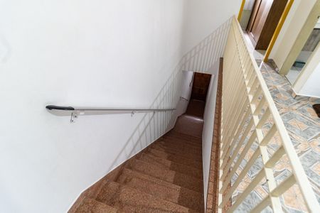 Casa à venda com 280m², 1 quarto e 2 vagas Casa à venda com 280m², 1 quarto e 2 vagasEntrada