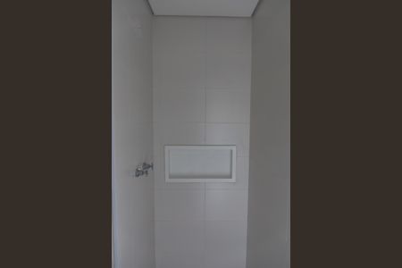 Apartamento à venda com 38m², 1 quarto e 1 vaga Apartamento à venda com 38m², 1 quarto e 1 vagaBanheiro da Suíte 1