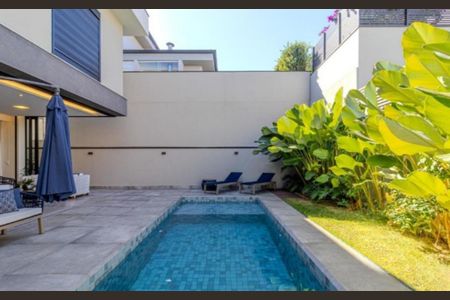 Casa de condomínio à venda com 330m², 5 quartos e 4 vagas Casa de condomínio à venda com 330m², 5 quartos e 4 vagasFoto 22