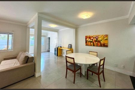 Casa de condomínio à venda com 274m², 4 quartos e 4 vagas Casa de condomínio à venda com 274m², 4 quartos e 4 vagasFoto 16