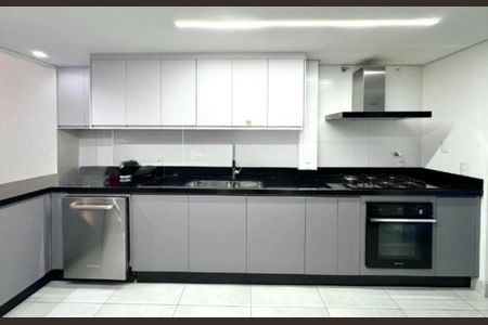 Casa de condomínio à venda com 274m², 4 quartos e 4 vagas Casa de condomínio à venda com 274m², 4 quartos e 4 vagasFoto 15