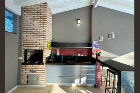 Casa de condomínio à venda com 274m², 4 quartos e 4 vagas Casa de condomínio à venda com 274m², 4 quartos e 4 vagasFoto 06