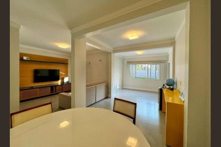 Casa de condomínio à venda com 274m², 4 quartos e 4 vagas Casa de condomínio à venda com 274m², 4 quartos e 4 vagasFoto 17