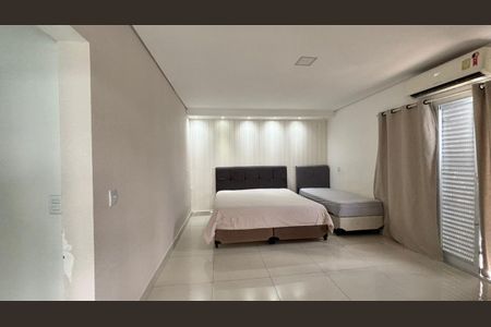 Casa de condomínio para alugar com 300m², 3 quartos e 4 vagas Casa de condomínio para alugar com 300m², 3 quartos e 4 vagasFoto 01