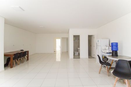 Apartamento à venda com 50m², 2 quartos e sem vaga Apartamento à venda com 50m², 2 quartos e sem vagaSalão de festas