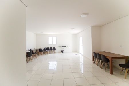 Apartamento à venda com 50m², 2 quartos e sem vaga Apartamento à venda com 50m², 2 quartos e sem vagaÁrea comum - Salão de festas