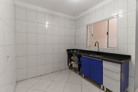 Casa de condomínio à venda com 65m², 2 quartos e 1 vaga Casa de condomínio à venda com 65m², 2 quartos e 1 vagaCozinha