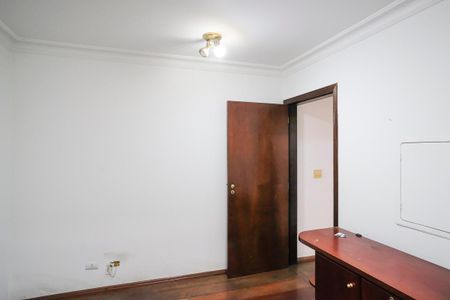 Casa à venda com 325m², 3 quartos e 2 vagasSala da suíte 1