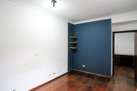 Casa à venda com 325m², 3 quartos e 2 vagasSuíte 1