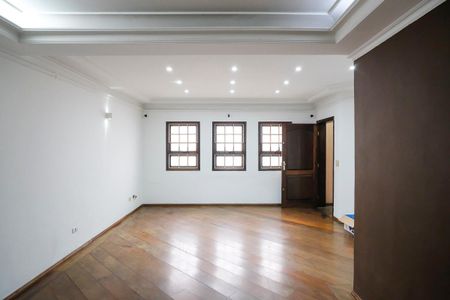 Casa à venda com 325m², 3 quartos e 2 vagasSala