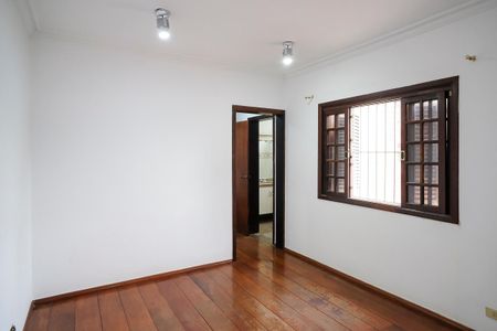 Casa à venda com 325m², 3 quartos e 2 vagasSuíte 3