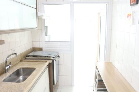 Apartamento à venda com 78m², 2 quartos e 2 vagasCozinha