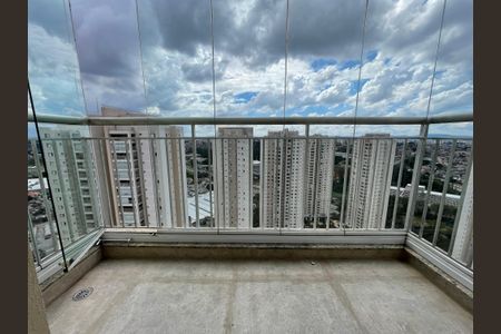 Apartamento à venda com 171m², 3 quartos e 3 vagas Apartamento à venda com 171m², 3 quartos e 3 vagasVaranda da Suíte 1