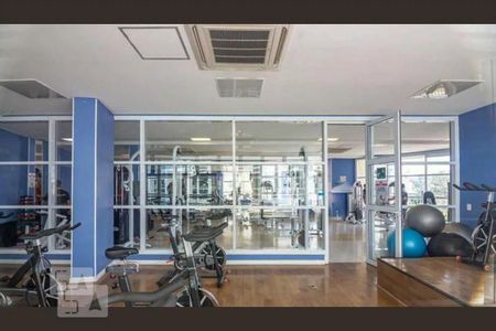 Apartamento à venda com 171m², 3 quartos e 3 vagas Apartamento à venda com 171m², 3 quartos e 3 vagasÁrea comum - Academia
