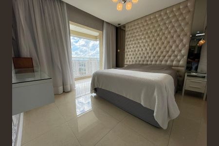 Apartamento à venda com 171m², 3 quartos e 3 vagas Apartamento à venda com 171m², 3 quartos e 3 vagasSuíte 1
