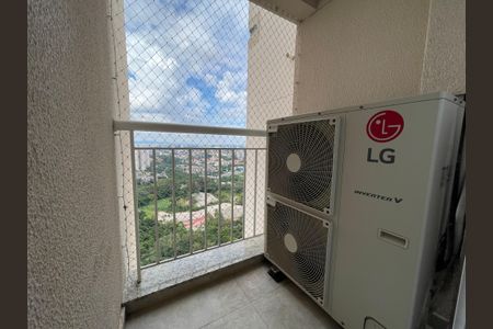Apartamento à venda com 171m², 3 quartos e 3 vagas Apartamento à venda com 171m², 3 quartos e 3 vagasVaranda Suíte 3