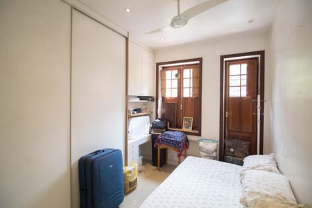 Apartamento à venda com 75m², 2 quartos e sem vaga Apartamento à venda com 75m², 2 quartos e sem vagaSuíte