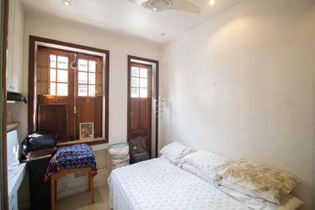 Apartamento à venda com 75m², 2 quartos e sem vaga Apartamento à venda com 75m², 2 quartos e sem vagaSuíte