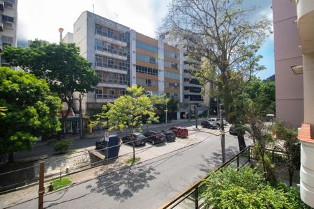 Apartamento à venda com 75m², 2 quartos e sem vaga Apartamento à venda com 75m², 2 quartos e sem vagaVista da Varanda da Sala