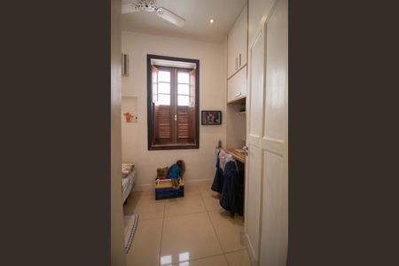 Apartamento à venda com 75m², 2 quartos e sem vaga Apartamento à venda com 75m², 2 quartos e sem vagaQuarto