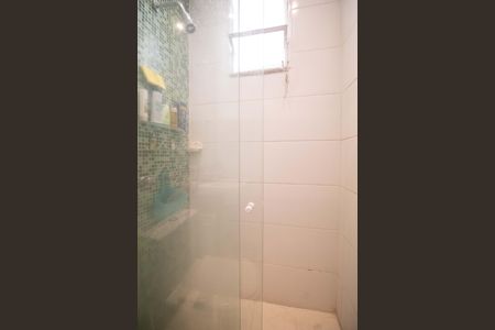 Apartamento à venda com 75m², 2 quartos e sem vaga Apartamento à venda com 75m², 2 quartos e sem vagaBanheiro social