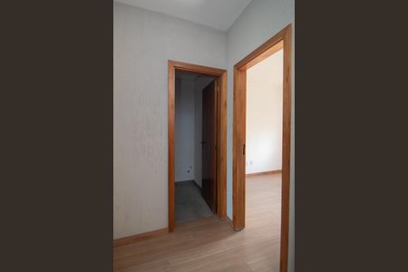 Casa à venda com 96m², 3 quartos e 2 vagasCorredor