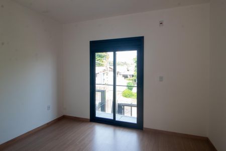 Casa à venda com 96m², 3 quartos e 2 vagasSuite