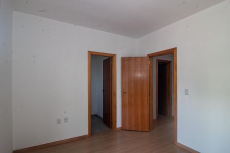 Casa à venda com 96m², 3 quartos e 2 vagasSuite