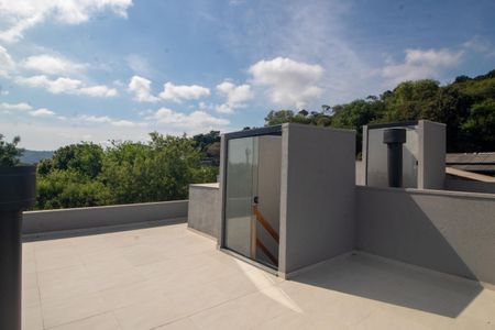 Casa à venda com 96m², 3 quartos e 2 vagasTerraço