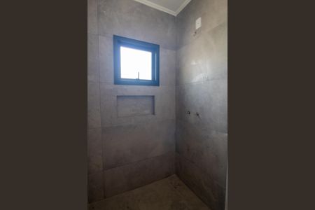 Casa à venda com 96m², 3 quartos e 2 vagasBanheiro da Suíte