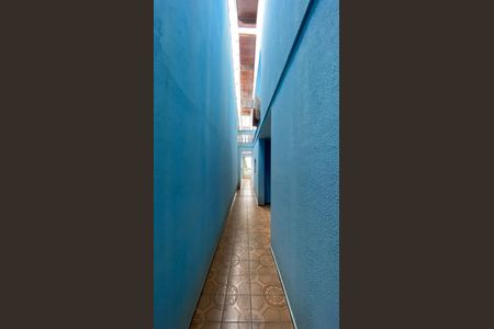 Casa à venda com 342m², 4 quartos e 6 vagas Casa à venda com 342m², 4 quartos e 6 vagasQuintal - Corredor