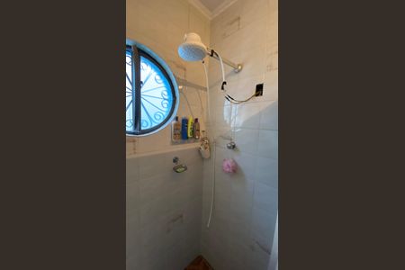 Casa à venda com 342m², 4 quartos e 6 vagas Casa à venda com 342m², 4 quartos e 6 vagasBanheiro