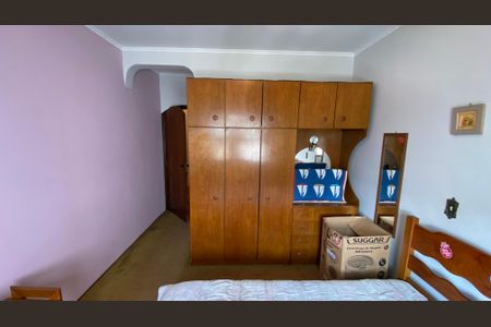 Casa à venda com 342m², 4 quartos e 6 vagas Casa à venda com 342m², 4 quartos e 6 vagasQuarto 2