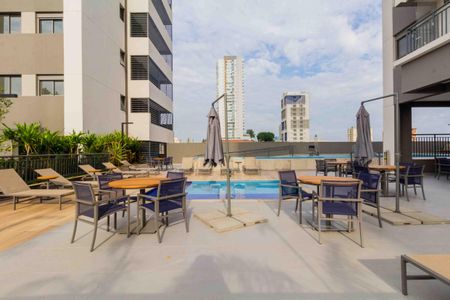 Apartamento à venda com 28m², 1 quarto e sem vagaÁrea comum - Piscina