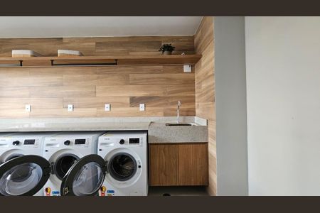 Apartamento à venda com 28m², 1 quarto e sem vagaÁrea Comum - Lavanderia