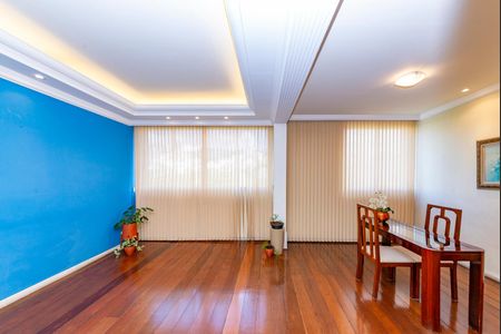 Apartamento à venda com 140m², 4 quartos e 1 vagaSala